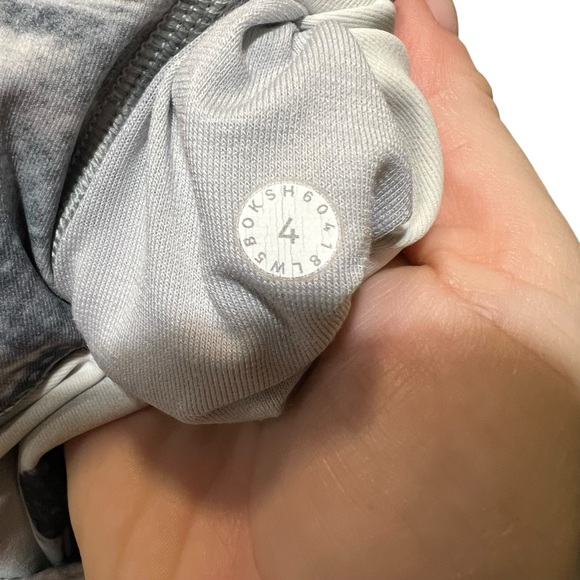 Lululemon Wunder Under High-Rise Tight *Engineered Full-On Luxtreme 28" Sz 4 - Picture 9 of 9